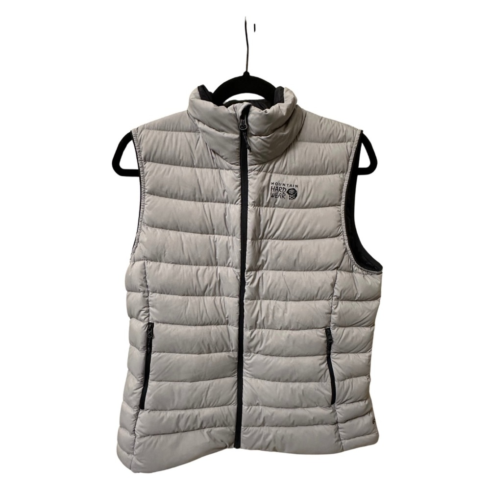 New with tags! Mountain Hardwear Vest Size L